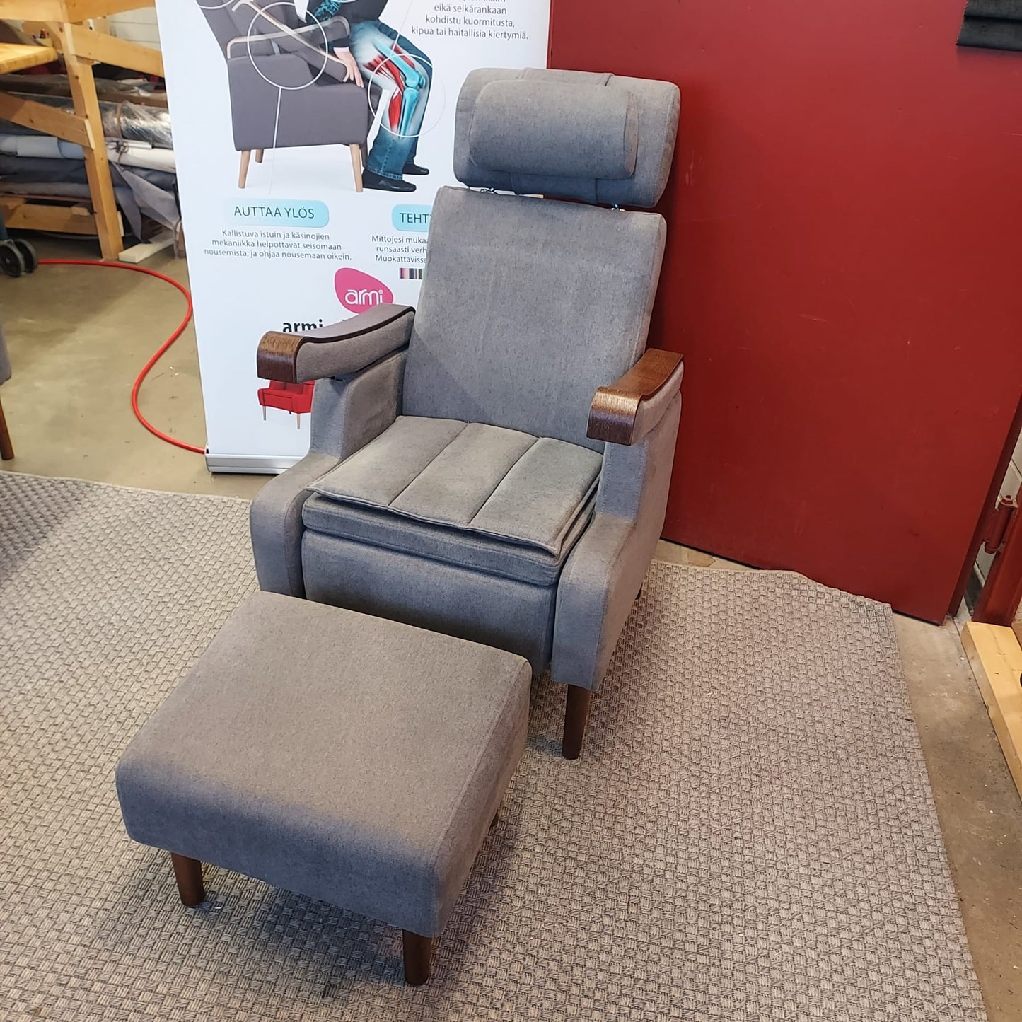 Armi Design Aktiivituoli (harmaa) + rahi + inkosuoja (alle 170cm pituiselle)