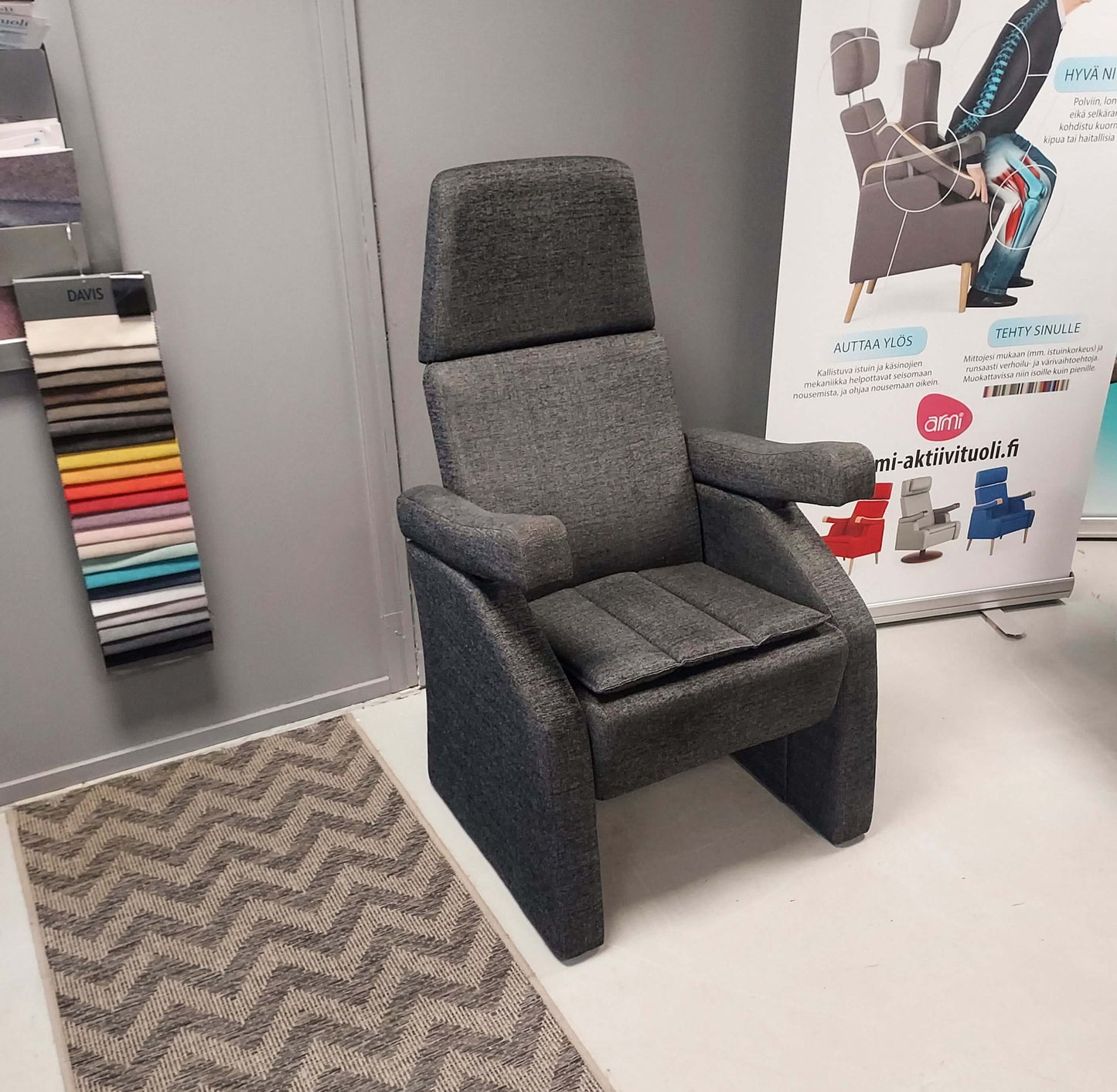 Armi Aktiivituoli Classic (tummanharmaa)