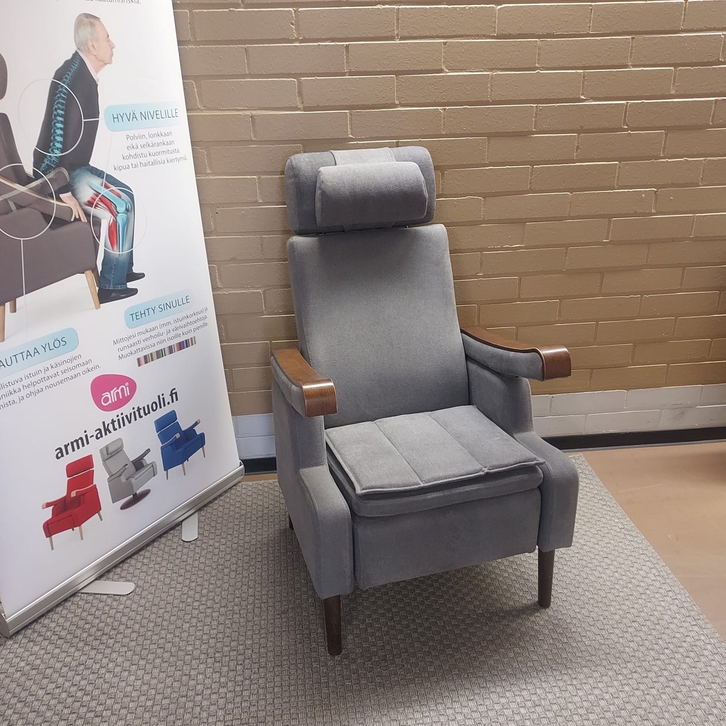 Armi Design Aktiivituoli (harmaa)
