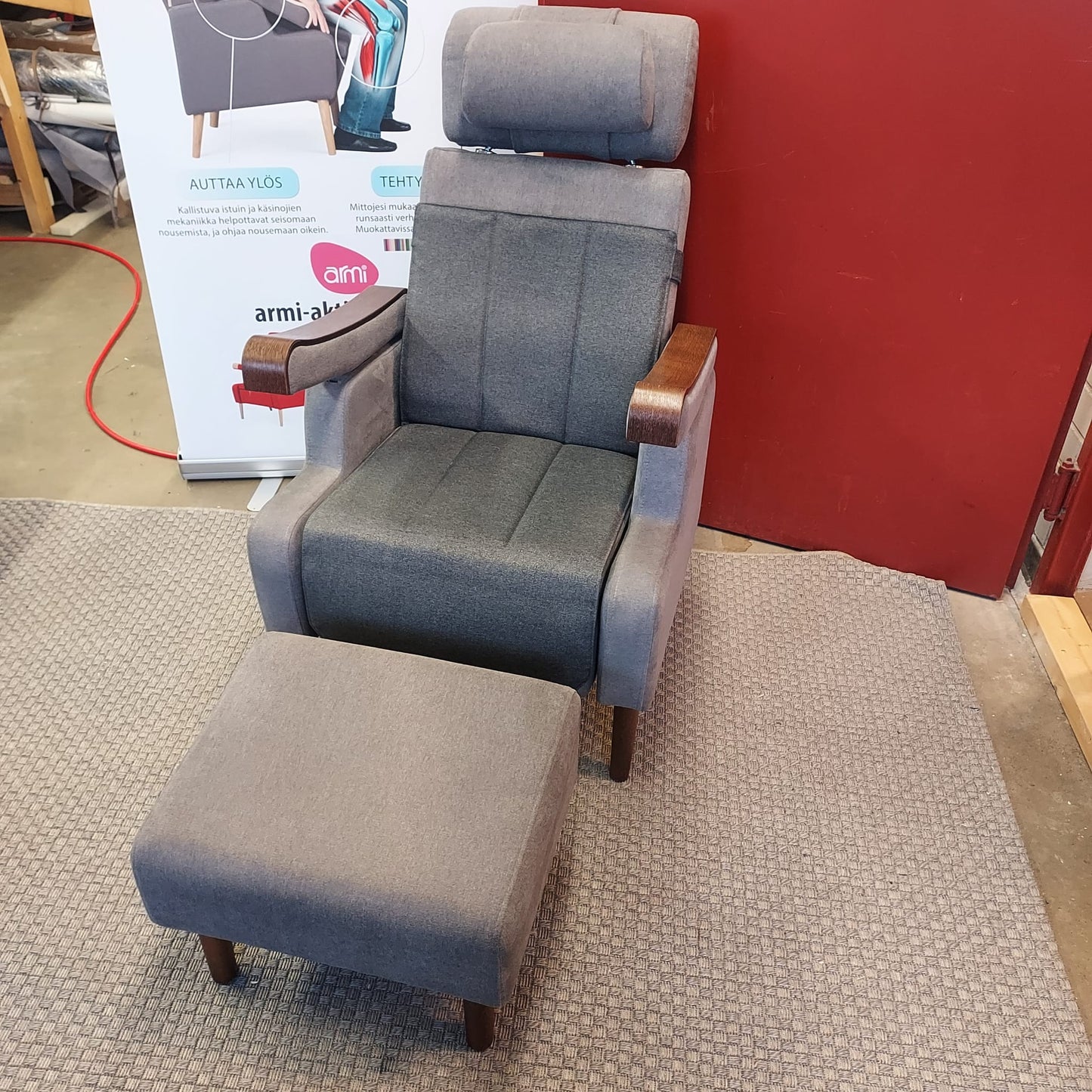 Armi Design Aktiivituoli (harmaa) + rahi + inkosuoja (alle 170cm pituiselle)